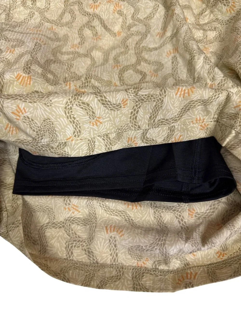 prAna Men's Board Shorts NWT Medium Olive Tan Abstract Print Pull On Swim Trunks